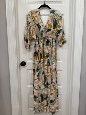 Aakaa | Dresses | White Lace Maxi Dress | Poshmark